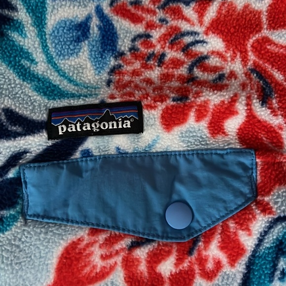 Patagonia  light weight pull on sweater medium size - Picture 4 of 9